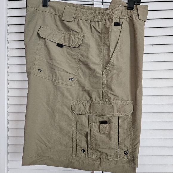 MENS ACTIVEWEAR SHORTS SIZE 40 - Picture 2 of 8